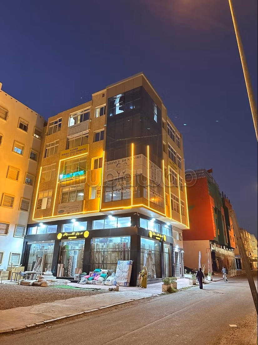 Une cave de 183 mètres à avenue laayoune cité al wifaq agadi... - 1