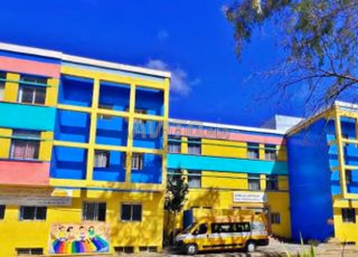 École Privée ou bâtiment polyvalent - 1